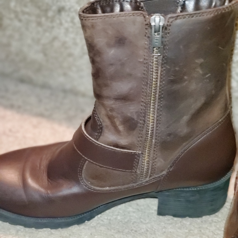 Leather/sueded boot - Picture 2 of 2
